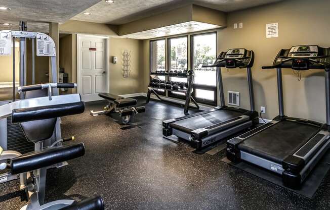 Fitness Center at Club at Highland Park Apartments, Omaha, NE