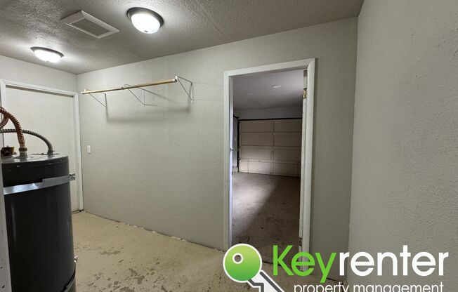 3 beds, 1 bath, $2,450