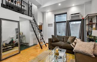 350 E 62 ST