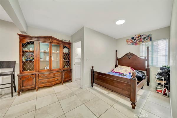 6735 Elmer Ave.