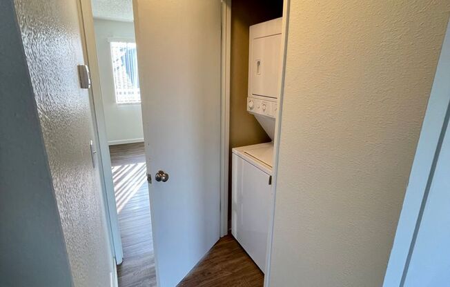 1 bed, 1 bath, 600 sqft, $1,175, Unit 14