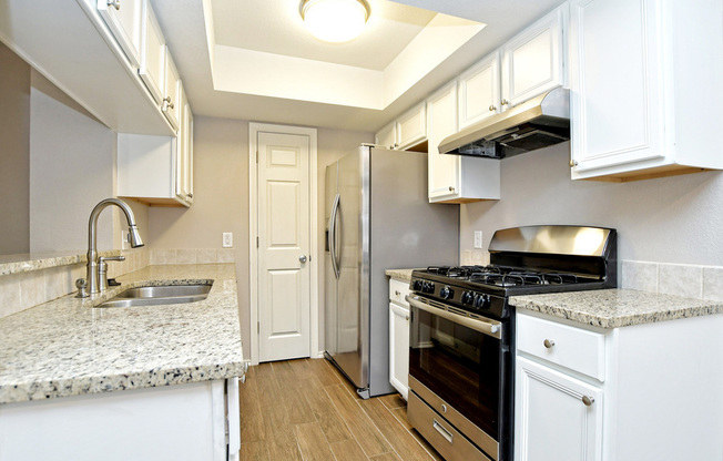 8103 TUSCARORA TRL