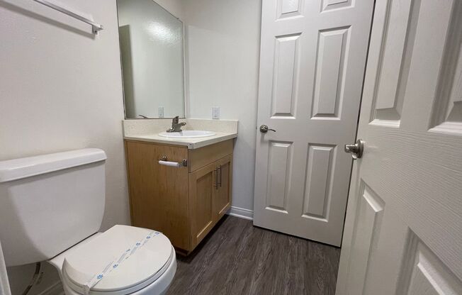 2 beds, 1.5 baths, 866 sqft, $2,825, Unit 811P5