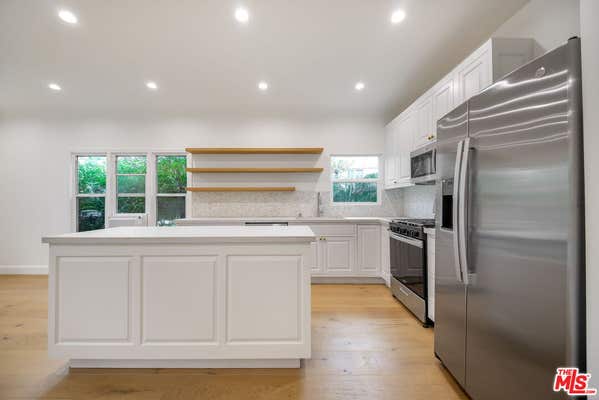 101 N CLARK DR