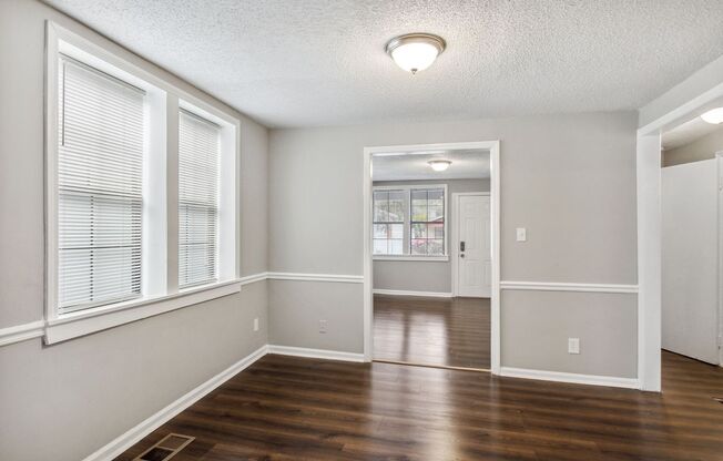 Large Near Downtown 3BR/1BA House For Rent