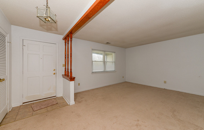 3 beds, 2.5 baths, $2,600