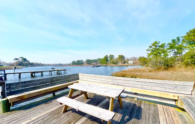 2 beds, 2 baths, 950 sqft, $1,705, Unit 2107-10