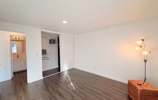 1 bed, 1 bath, 700 sqft, $1,750, Unit 234