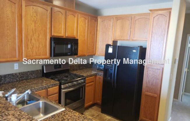 2 beds, 2 baths, $2,095, Unit # 26104