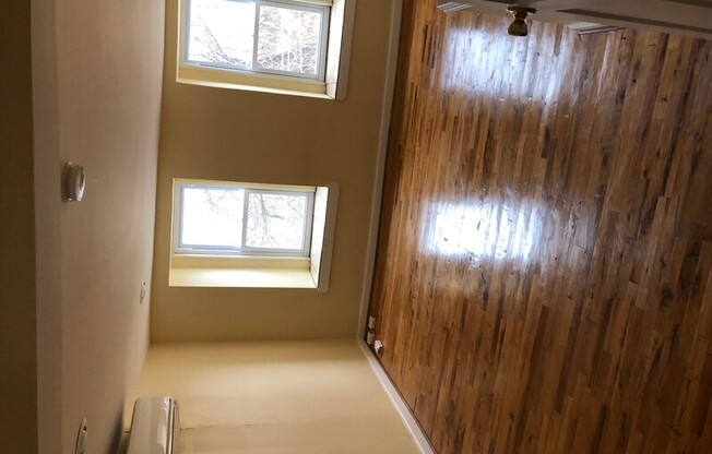 7 WOODMONT RD