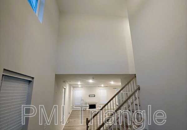 2280 GRANTS PASS STA