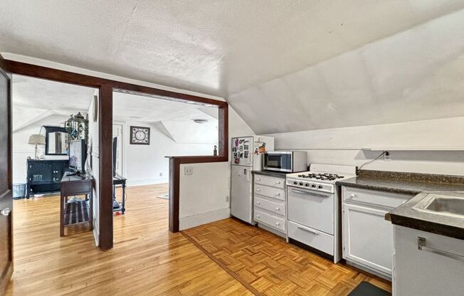 1880 Fairmount Ave.