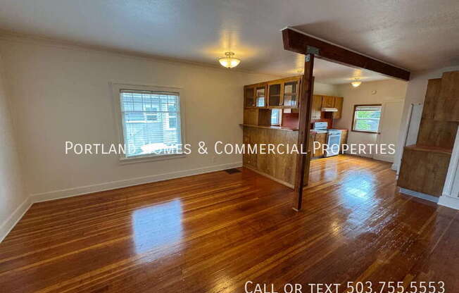 1426 SE BYBEE BLVD