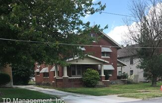 425 - 427 E Cherry St