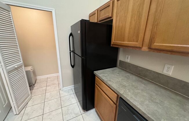 2 beds, 2 baths, $1,295