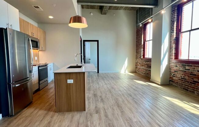 1 bed, 1 bath, 750 sqft, $1,375, Unit 603