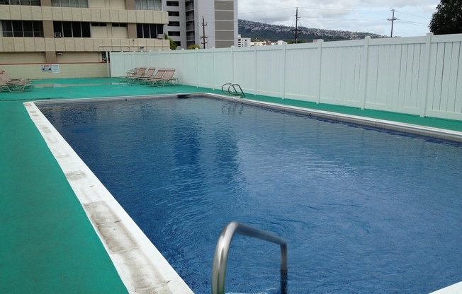 1 bed, 1 bath, $1,995