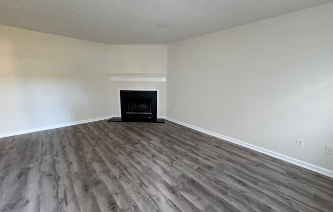 Completely Renovated 2 Bedroom 2 Bath Located off of Veterans Memorial Hwy