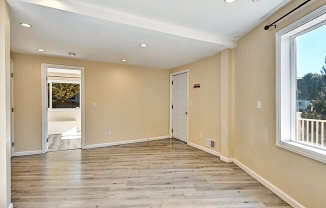 Apartment with Private Entrance, Huge Patio & Parking – Near BART, Caltrain & SFO