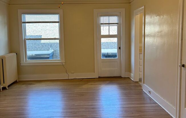 Studio, 1 bath, 430 sqft, $1,125, Unit 412