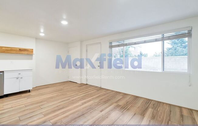 Pet Friendly - Sugarhouse 1 Bedroom Main Floor Apartment Unit 2