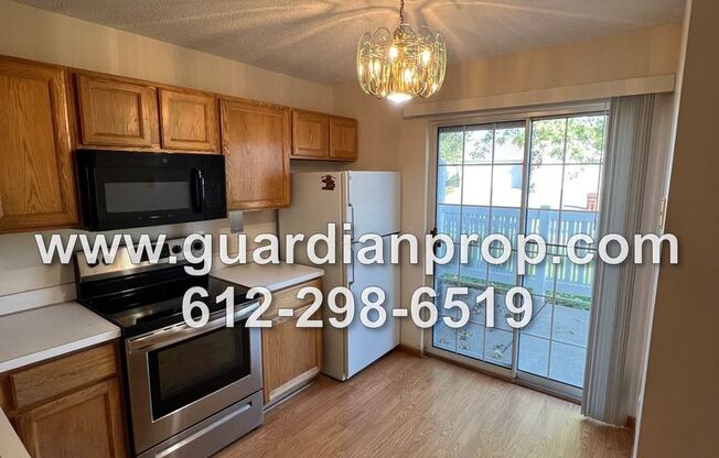 End Unit Townhouse Available October 1st, Open Floor Plan, Fireplace, Patio, Loft Area