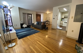 79 Gainsborough St 106