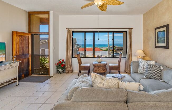 Fully Furnished, 3 Bed/3 Bath, Waiehu Heights Home with Expansive Ocean Views