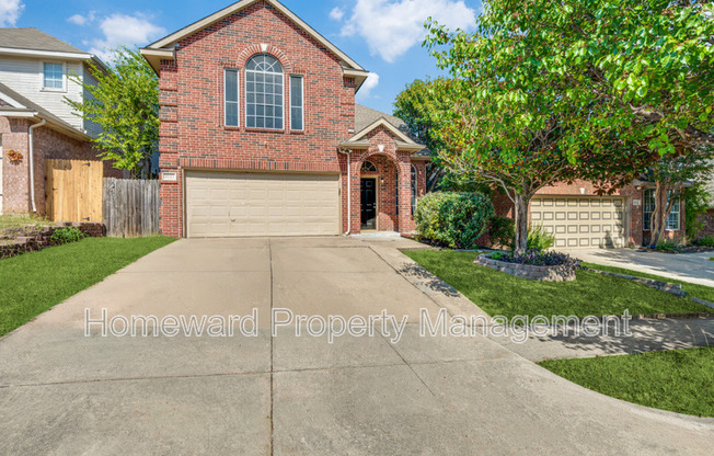 4933 GLENSCAPE TRL