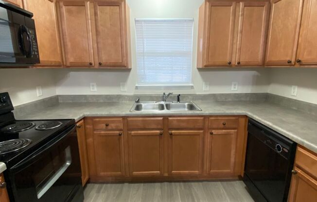 2 beds, 2 baths, 1,131 sqft, $1,425, Unit 2772-6