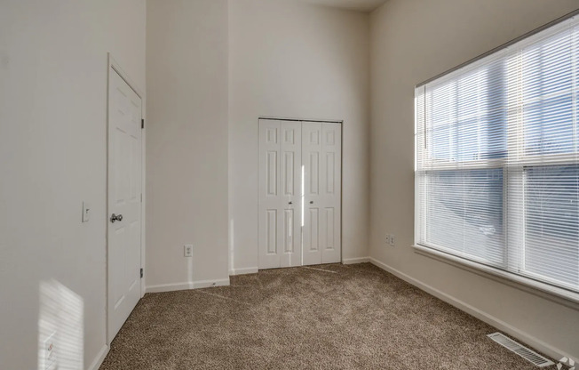 2 beds, 2 baths, 1,065 sqft, $1,430, Unit 2-1306