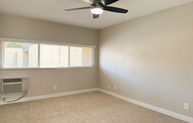 1 bed, 1 bath, $2,100, Unit 38