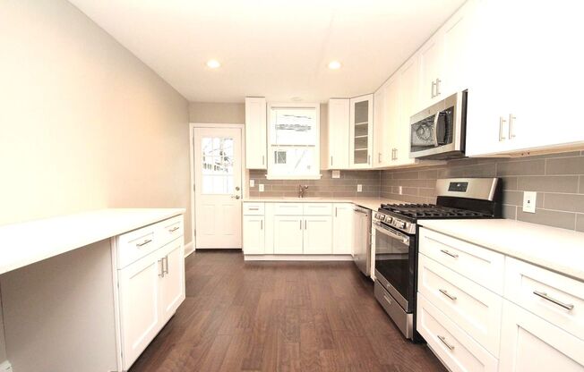 Open Concept Point Breeze 3bd/3bth