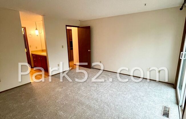 2 Bedroom Plus Loft - University Place Duplex