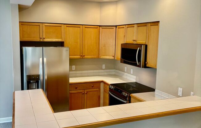 2 Bed / 2 Bath Bellevue Condo $2,595/mo