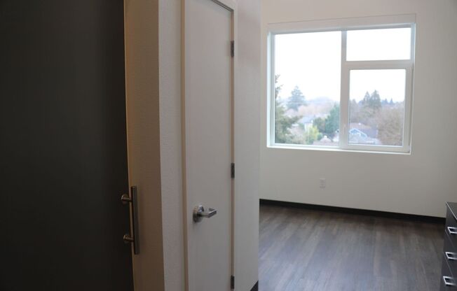 Studio, 1 bath, 239 sqft, $995, Unit Z-210