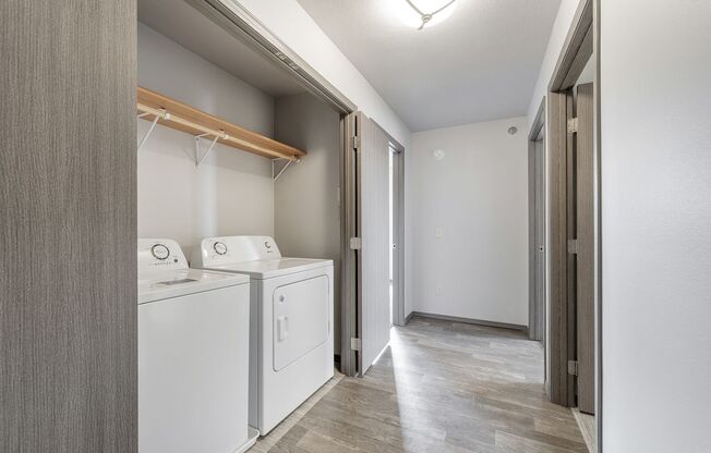 3 beds, 2 baths, 1,249 sqft, $1,535, Unit 302