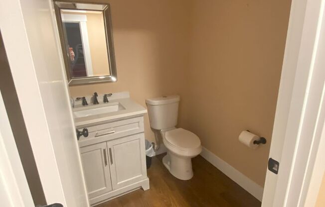 2 beds, 1 bath, $1,695