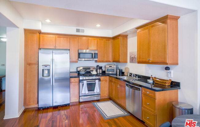 360 W Avenue 26