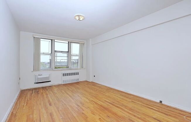 1 bed, 1 bath, $1,750, Unit APARTMENT 7F