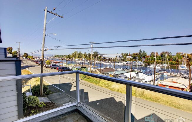 3 beds, 2 baths, 1,250 sqft, $2,600, Unit 228 - Wegner