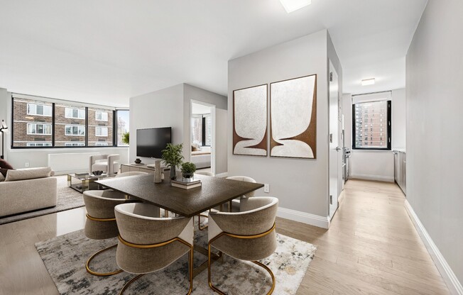 2 beds, 2 baths, $6,700, Unit 22E