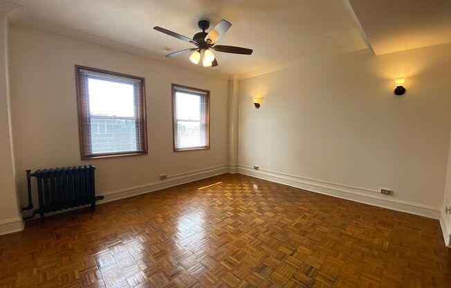 Studio, 1 bath, 375 sqft, $1,285