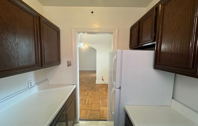 1 bed, 1 bath, 819 sqft, $1,650, Unit 104