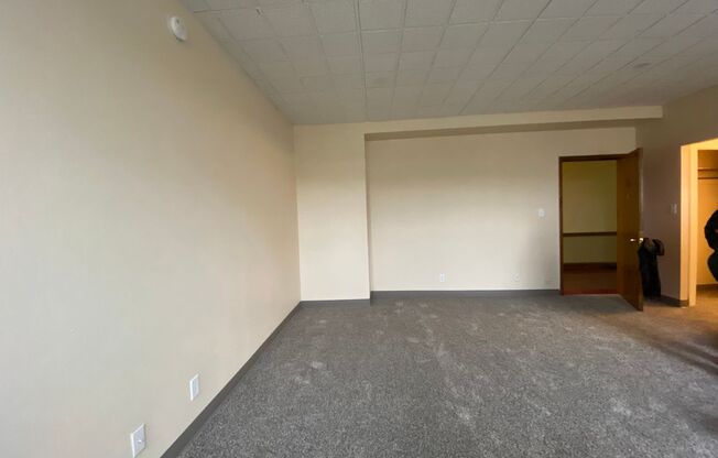 Studio, 1 bath, $865, Unit 392