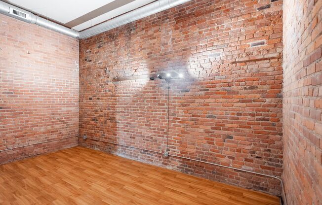 1 bed, 1 bath, 730 sqft, $1,715, Unit 110