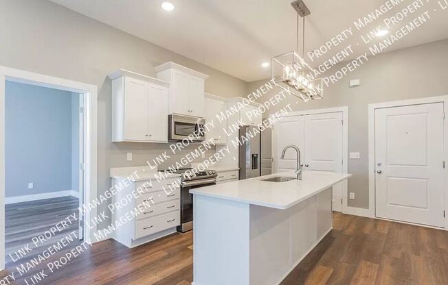 1445 Fagan St 313