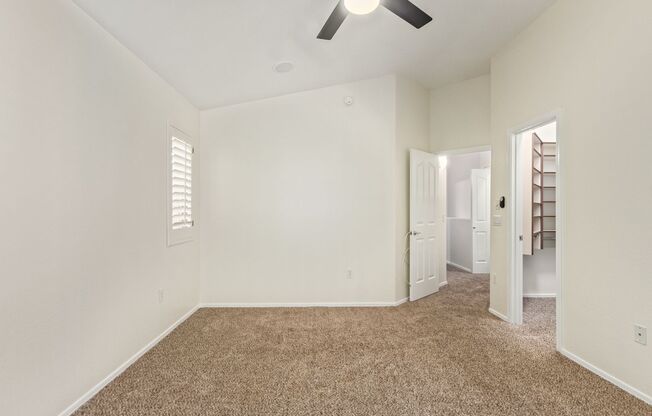 4 beds, 2.5 baths, $2,200, Unit #1171
