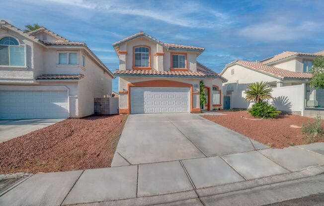 *NO HOA* MOVE-IN READY 3-BEDROOM WITH SWIMMING POOL & SPA HOME!