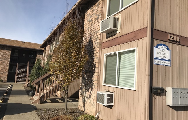 1 bed, 1 bath, 575 sqft, $910, Unit C06